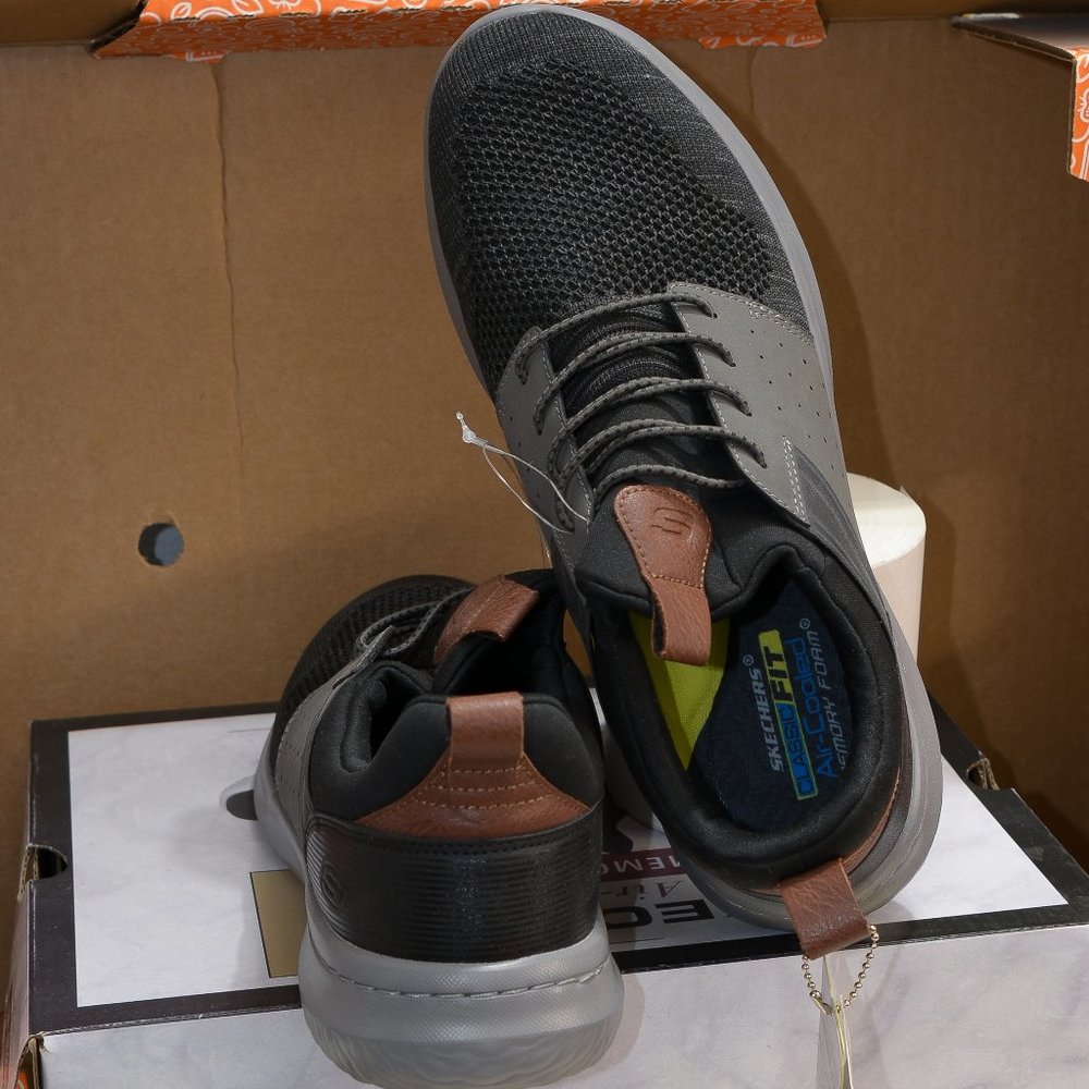 Skechers Men's Delson‎ 3.0 Sneaker
